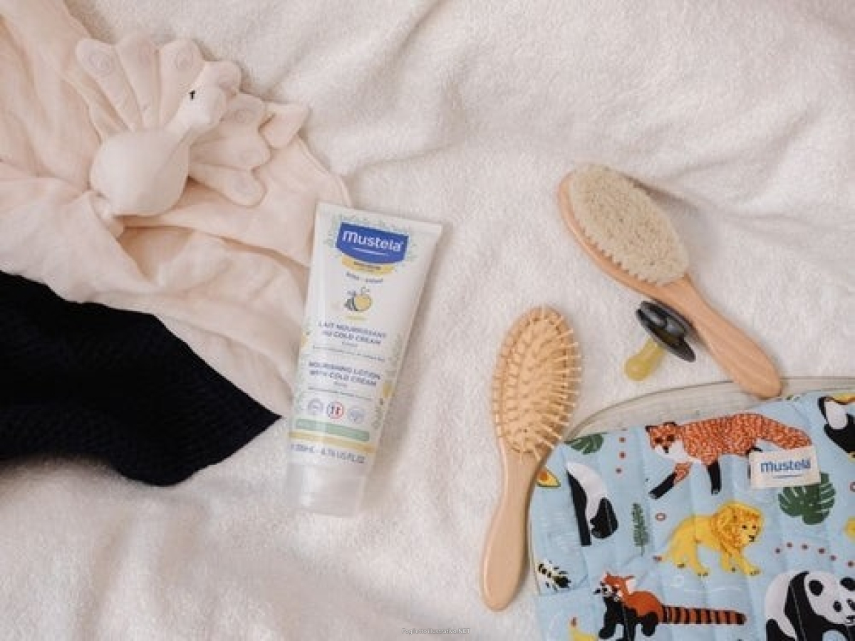 Cerca Offerte di mustela latte nutriente cold cream - latte emolliente e lenitivo per la pelle secca, 200 ml e acquista online