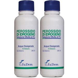 Cerca Offerte di acqua ossigenata 10 vol. 2x250 ml soluzione e acquista online
