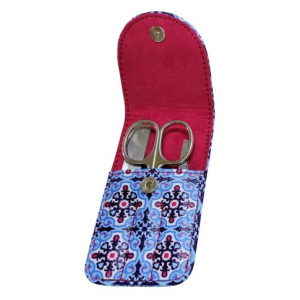 Cerca Prezzi di colors kit manicure warm red, set con forbicina, lima e pinzetta per la cura di unghie e sopracciglia e acquista online